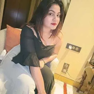 💕 Indore Call Girls - Your Romantic Evening Awaits 💕 in Indore | Aliaa